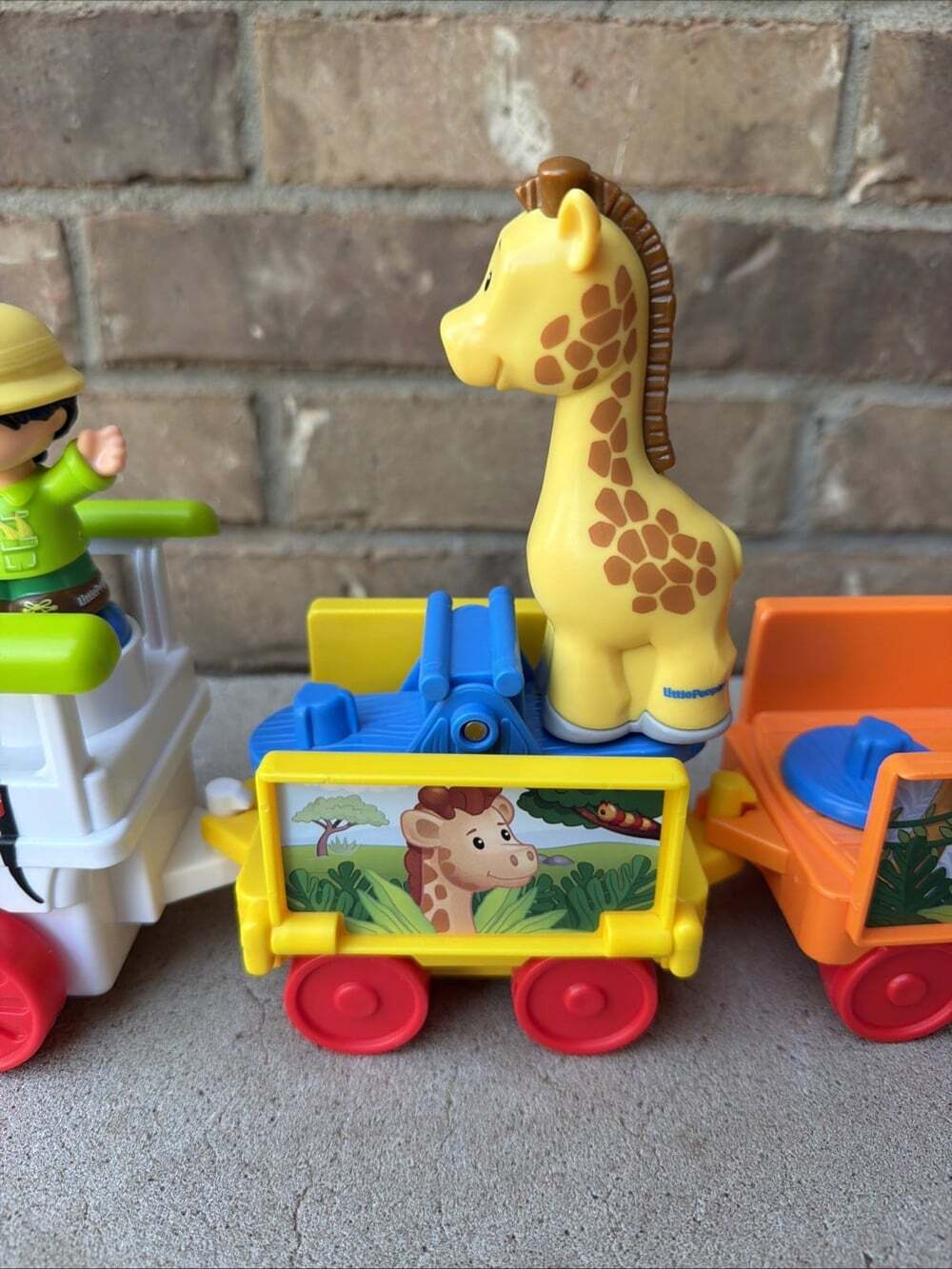 VTG Fisher Price 2001 Little People Musical Zoo Train W/3 Figures, WORKS - Picture 3 of 11